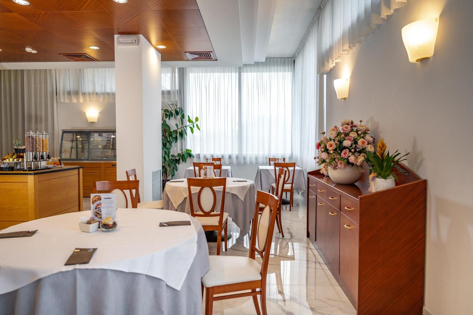 Prealpi Hotel San Vendemiano Luaran gambar
